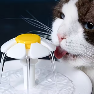 El bebedero automático para gatos y perros es un dispensador de agua elegante diseñado para ofrecer una hidratación constante, segura y cómoda a tus mascotas.